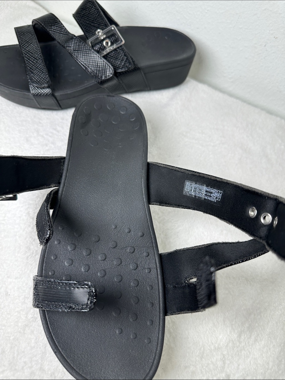 Vionic Black Pacific Rio Lizard Sandals Textured Platform Slide with Buckle - Picture 9 of 16